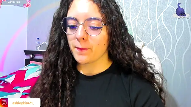 AshleyKim  online show from 09/21/25, 12:34