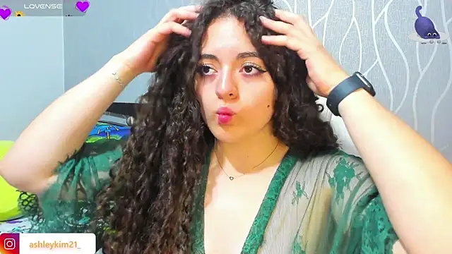 AshleyKim  online show from 10/24/25, 12:19