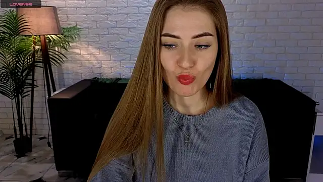 Adelyna Bird online show from 03/20/25, 10:43