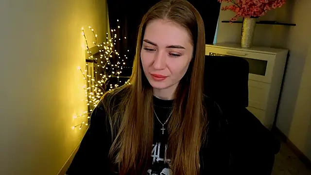 Adelyna Bird online show from 03/05/26, 07:37