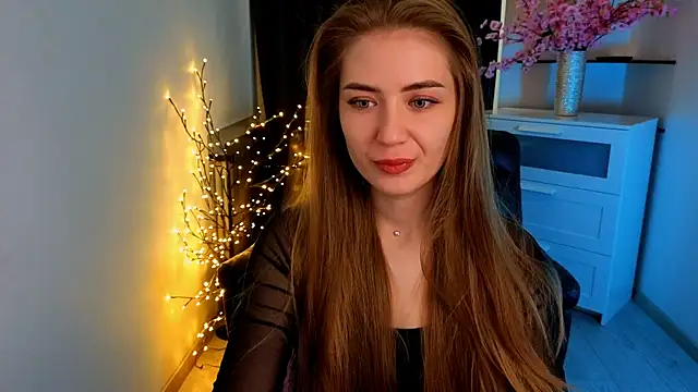 Adelyna Bird online show from 04/12/26, 06:29