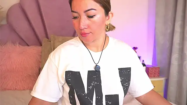 KendalEvanz online show from 04/29/26, 01:21