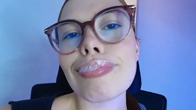 lisbet21x online show from 02/07/26, 08:23