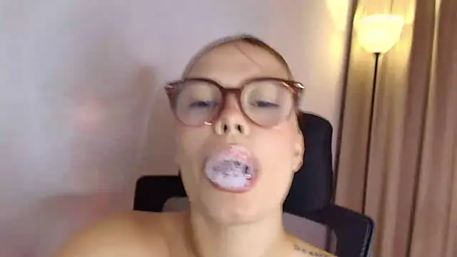 lisbet21x online show from 03/05/26, 11:01