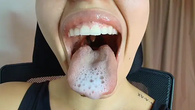 lisbet21x online show from 03/30/26, 10:00