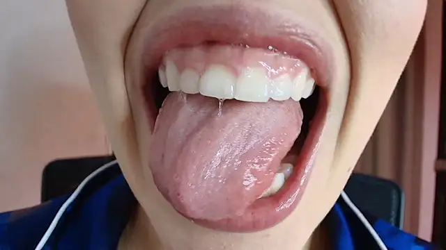 lisbet21x online show from 04/07/26, 09:48