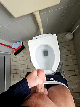 Dolceporco19 online show from 12/18/24, 09:04