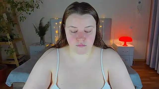 PolinaSalvatore online show from 11/12/25, 02:39