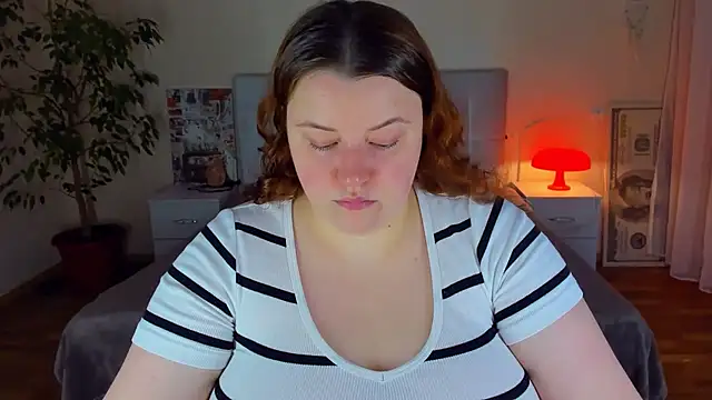 PolinaSalvatore online show from 07/09/26, 05:50
