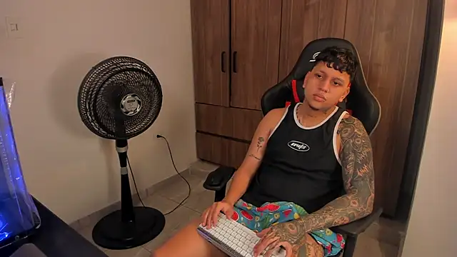 Jake simons online show from 04/24/26, 09:34