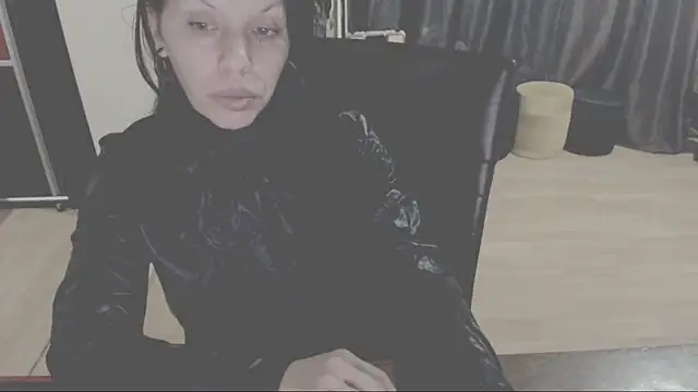 GoldenSasha online show from 12/13/25, 10:48