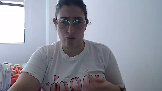 andreaisis2 online show from 01/13/26, 05:18