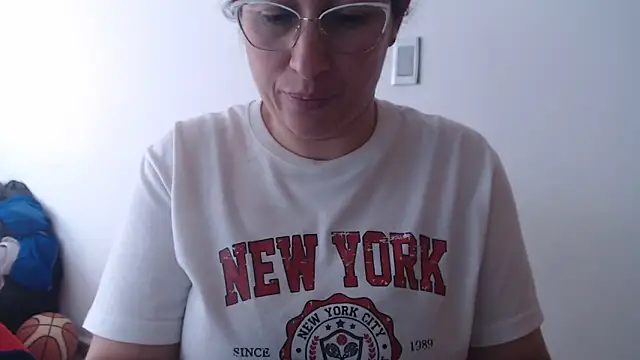 andreaisis2 online show from 02/20/26, 07:14