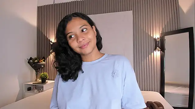 Zafiiraa online show from 12/02/25, 11:59