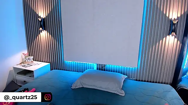 Zafiiraa online show from 04/24/26, 03:42