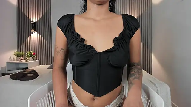 Zafiiraa online show from 07/12/26, 03:41