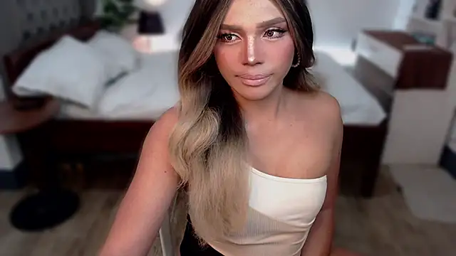 liaa lurrecams online show from 11/08/25, 10:26