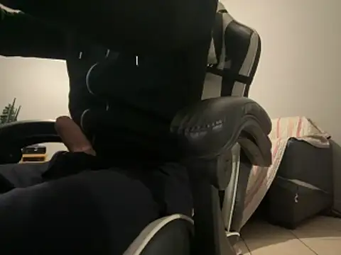 simoninside25 online show from 12/15/25, 08:24