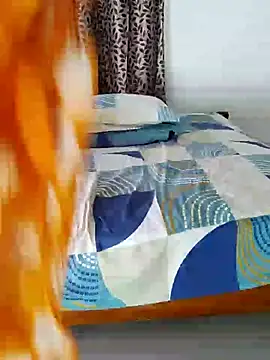 Indian desi wife online show from 03/14/25, 07:44