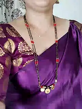 Snapshot of Indian_desi_wife chatting on 03/23/26, 02:15 Indian desi wife online show from 03/23/26, 02:15