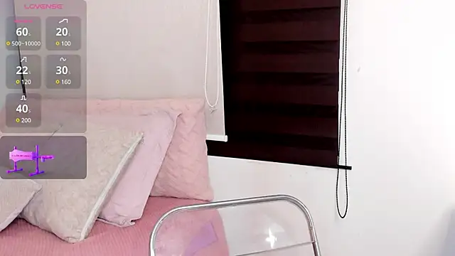 Alexxandra 12 online show from 02/11/25, 09:31