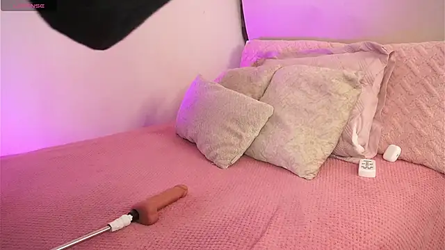 Alexxandra 12 online show from 03/09/25, 09:24