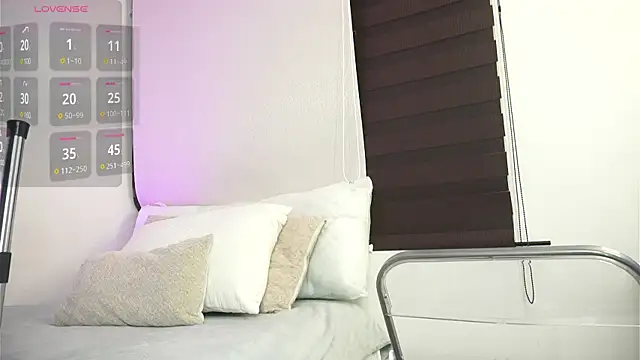 Alexxandra 12 online show from 03/14/25, 09:46