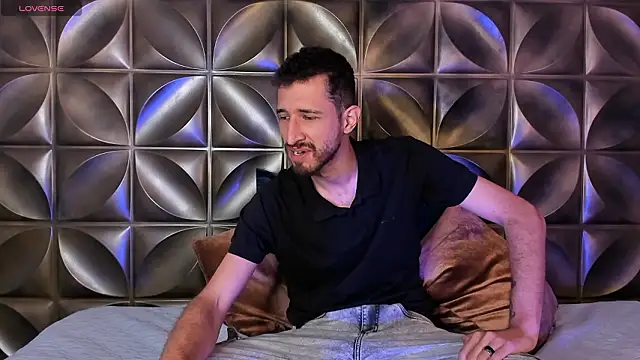 sam bisex online show from 03/26/26, 03:45