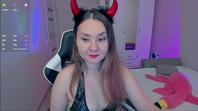 Devil Mixi online show from 10/31/25, 01:56