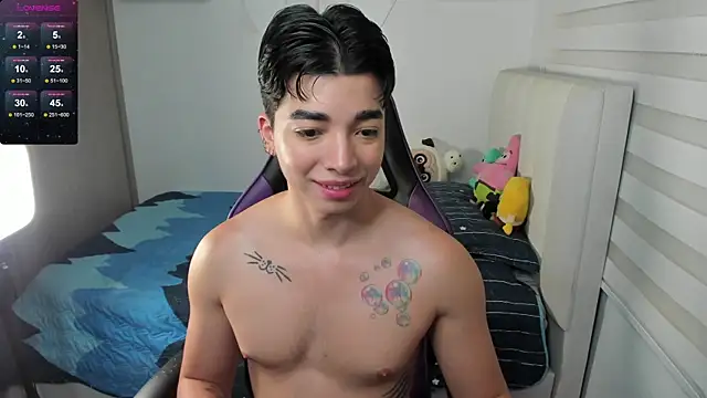 santy7v7 online show from 10/08/25, 01:20