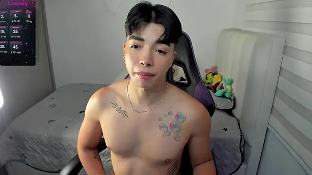 santy7v7 online show from 11/12/25, 01:44