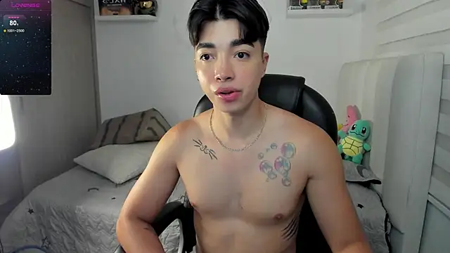 santy7v7 online show from 11/14/25, 01:43