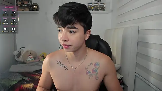 santy7v7 online show from 03/21/26, 01:16