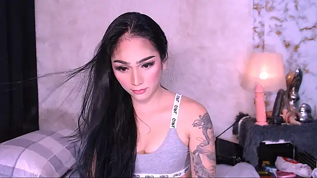 Oriental Tiara online show from 03/16/25, 09:49