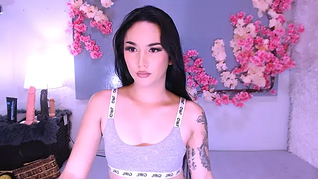 Oriental Tiara online show from 09/30/25, 01:27