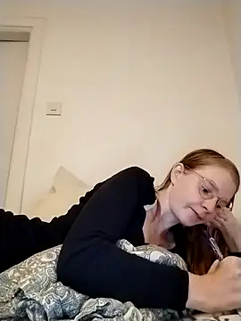 Snapshot of jannis1992 chatting on 09/22/25, 08:11 jannis1992 online show from 09/22/25, 08:11