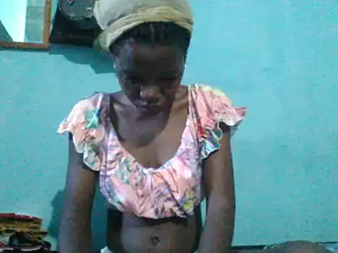 Snapshot of sweetchic_ chatting on 03/05/25, 04:34 sweetchic online show from 03/05/25, 04:34