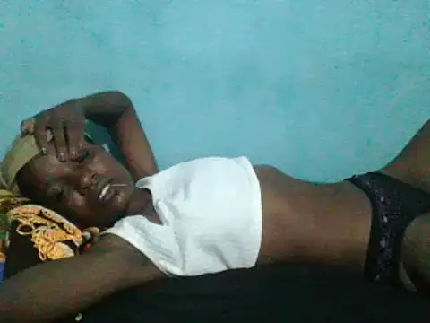 Snapshot of sweetchic_ chatting on 03/10/25, 09:07 sweetchic online show from 03/10/25, 09:07