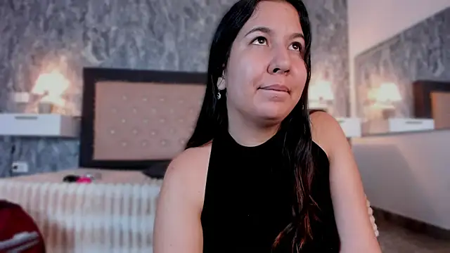 Lia sarahi online show from 10/19/25, 11:33