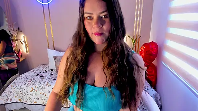 Snapshot of lena_paulxo chatting on 07/13/26, 04:10 lena paulxo online show from 07/13/26, 04:10