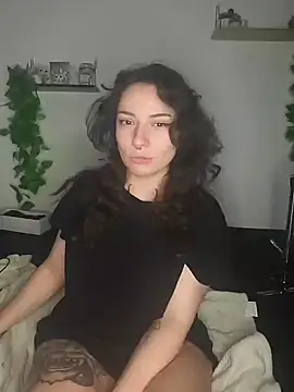 Moxxxie online show from 02/26/25, 06:26