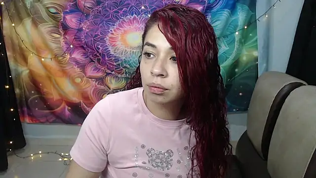 Snapshot of Alexxx_andr4 chatting on 02/10/25, 02:08 Alexxx andr4 online show from 02/10/25, 02:08