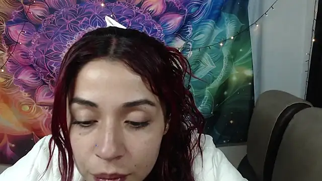 Snapshot of Alexxx_andr4 chatting on 02/25/25, 03:42 Alexxx andr4 online show from 02/25/25, 03:42