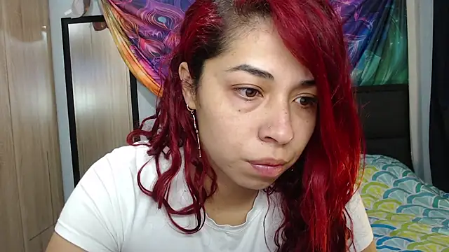 Snapshot of Alexxx_andr4 chatting on 11/05/25, 10:15 Alexxx andr4 online show from 11/05/25, 10:15