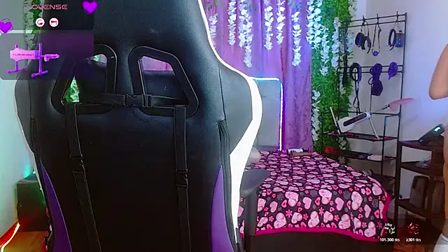 ariana-lopez online show from 03/31/26, 04:29