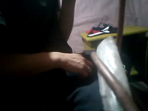 Wero4200 online show from 10/13/25, 06:35