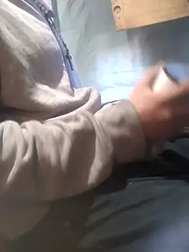 Snapshot of Wero4200 chatting on 12/16/25, 08:25 Wero4200 online show from 12/16/25, 08:25