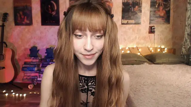 Friendly Ellie online show from 12/16/24, 03:30