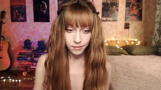 Friendly Ellie online show from 12/20/24, 03:14