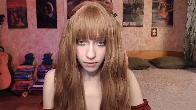 Snapshot of Friendly_Ellie chatting on 11/27/25, 01:13 Friendly Ellie online show from 11/27/25, 01:13